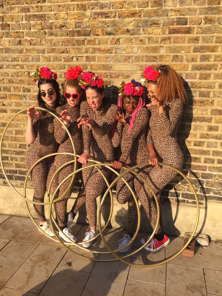 BrxHouseTheatre's tweet photo. @themajorettes celebrating their FABULOUS #BrixtonCity performance #comingtogether #innovativecreativity ππΌππΌππΌππΌππΌ https://t.co/oH8fwcAhcG