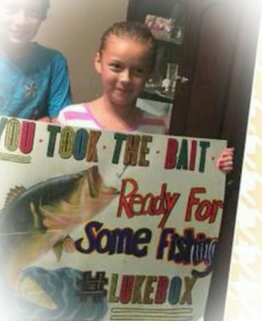 Gretta12's tweet photo. Hey @LukeBryanOnline today is my Lil Princess' 10th bday can you wish her a happy birthday? #HFE #doubleDidgets https://t.co/8uTgOe4gFv