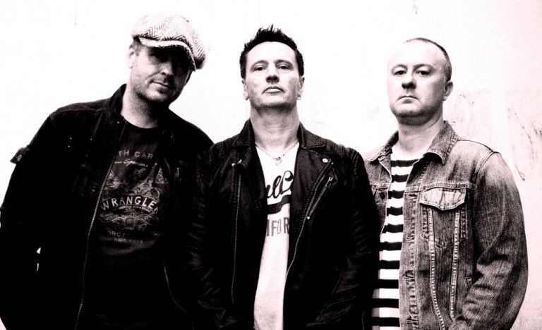 HeadlineManiac tweet media