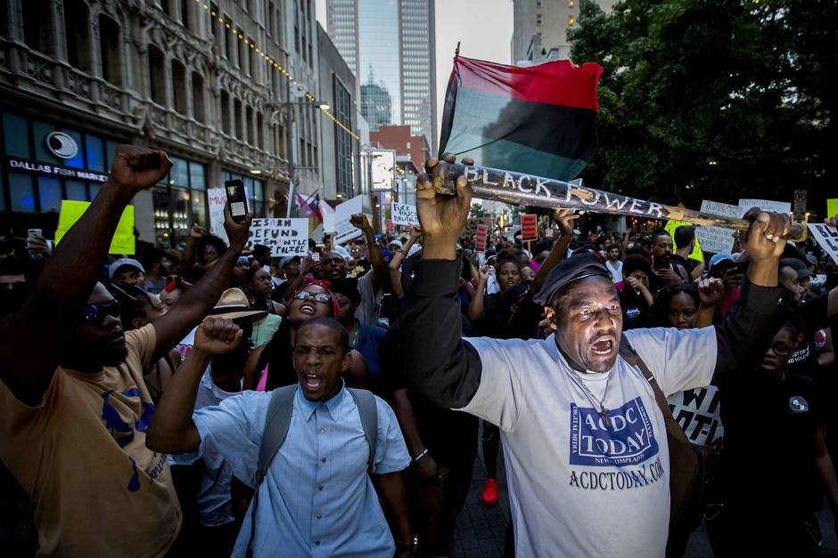 T e news. T e news. тим кук и его парень. E-news. E-news банарь.