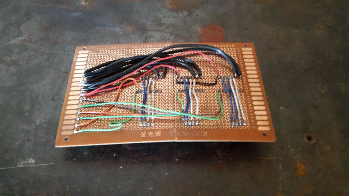 Rubensist's tweet photo. Controladora código de control numerico para cnc tres ejes casera :) con driver A4988 y #arduino #polulu @DIYMakers https://t.co/wxobKHHZlB