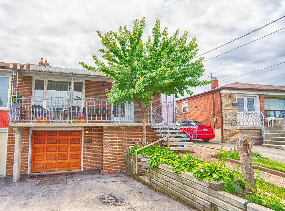 Erniearrizza's tweet photo. https://t.co/xYsK5VCSLZ Open House 1-4pm today! #IncomeGeneratingproperty #Firsttimehomebuyer #RealEstate # https://t.co/tS4D0kDK9m