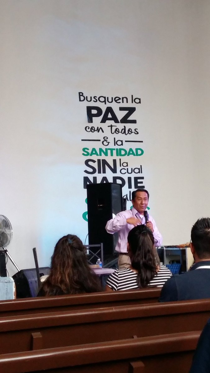 adan_633's tweet photo. Día 3 de #PSWRD nuestro pastor Eliezer Hdz., compartiendo la primer confrencia del día sobre "Santidad y emociones" https://t.co/hglJlaj5ip