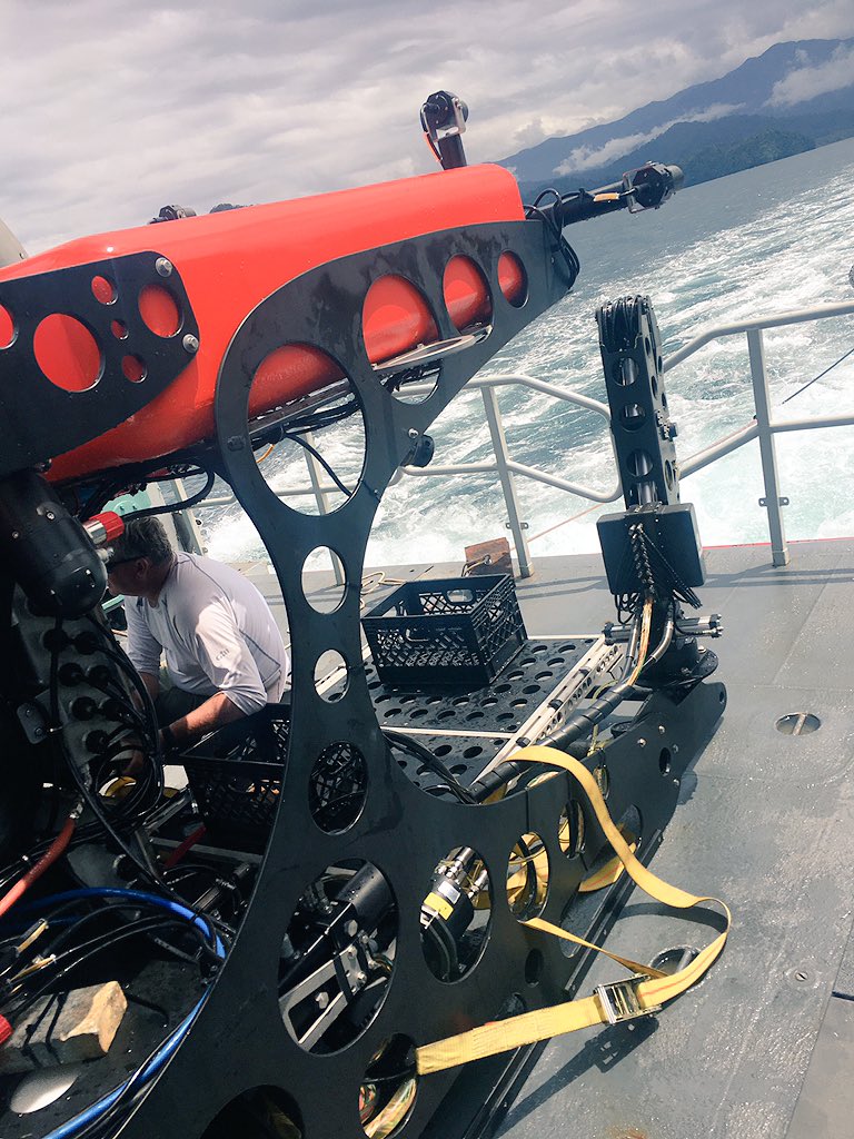 melrose0717's tweet photo. Another amazing test today - check us out in 5 min live: https://t.co/knNnDYvjWC #AluciaLive @WHOI @AluciaProd https://t.co/lkMgdTSGPP