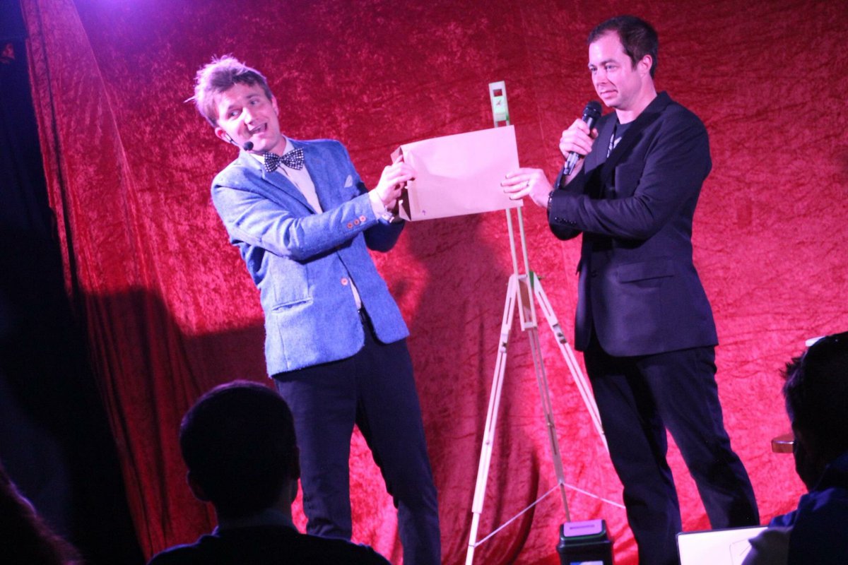 McKinlayMagic's tweet image. Amazing Turn out for last nights show! Still buzzing 😁 #tagteammagic #edfringe #edfringe2016 #magic