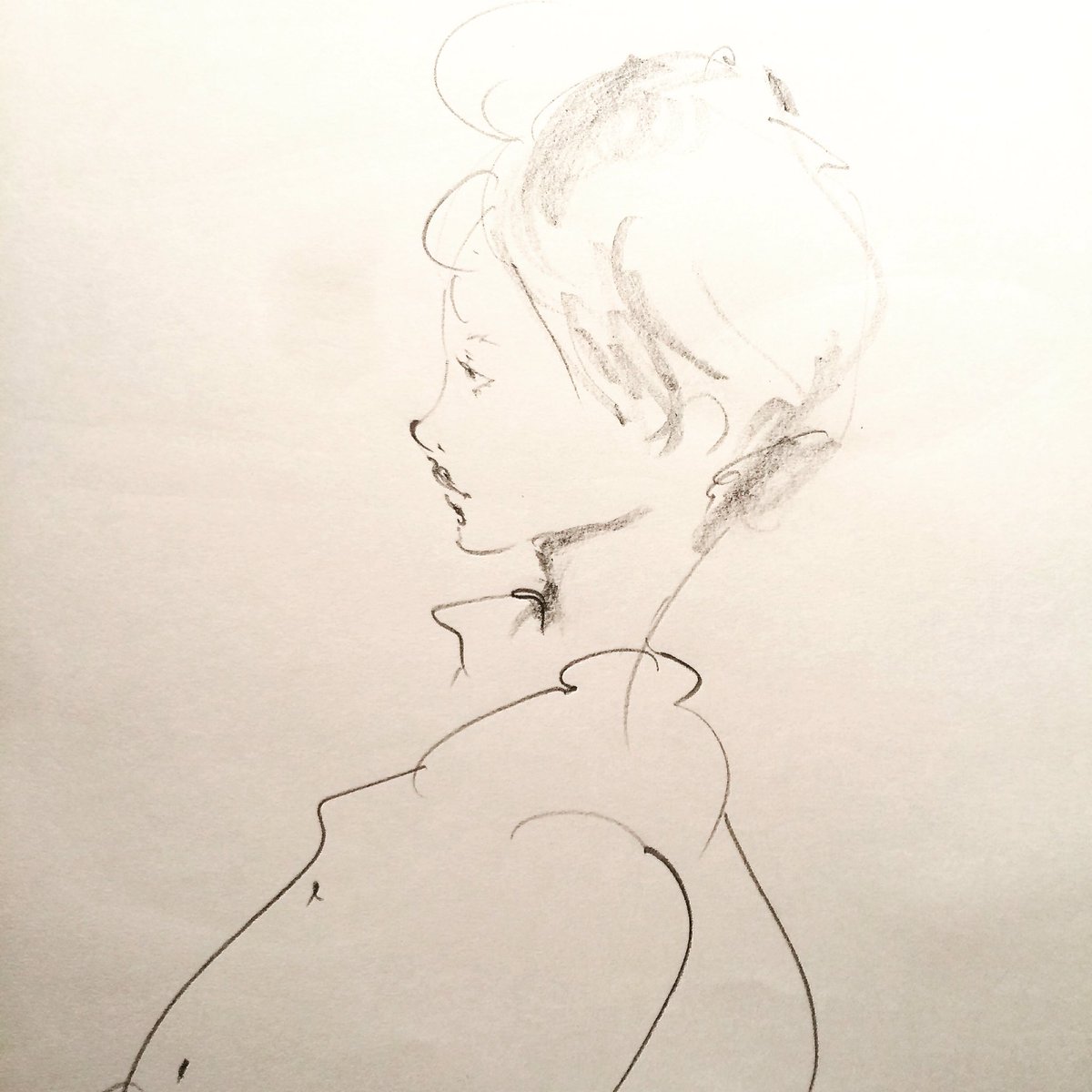 eriko_illust's tweet photo. なんとなくかく
#drawing #illustration #doodle #profiledrawing #profile #なんとなく #withoutmodel #落書き #1分ドローイング #ハラダエリコ #イラスト https://t.co/7fpxPXGz8u
