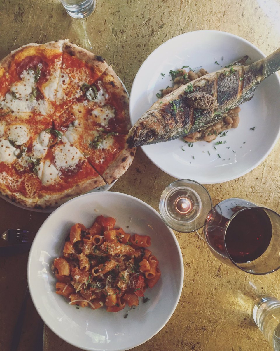 Homemade Italian in #roanoke. Thanks <a href="/FortunatoROA/">Fortunato</a> for the delicious eats 🍕🍝🍷🍴 #EATRKE