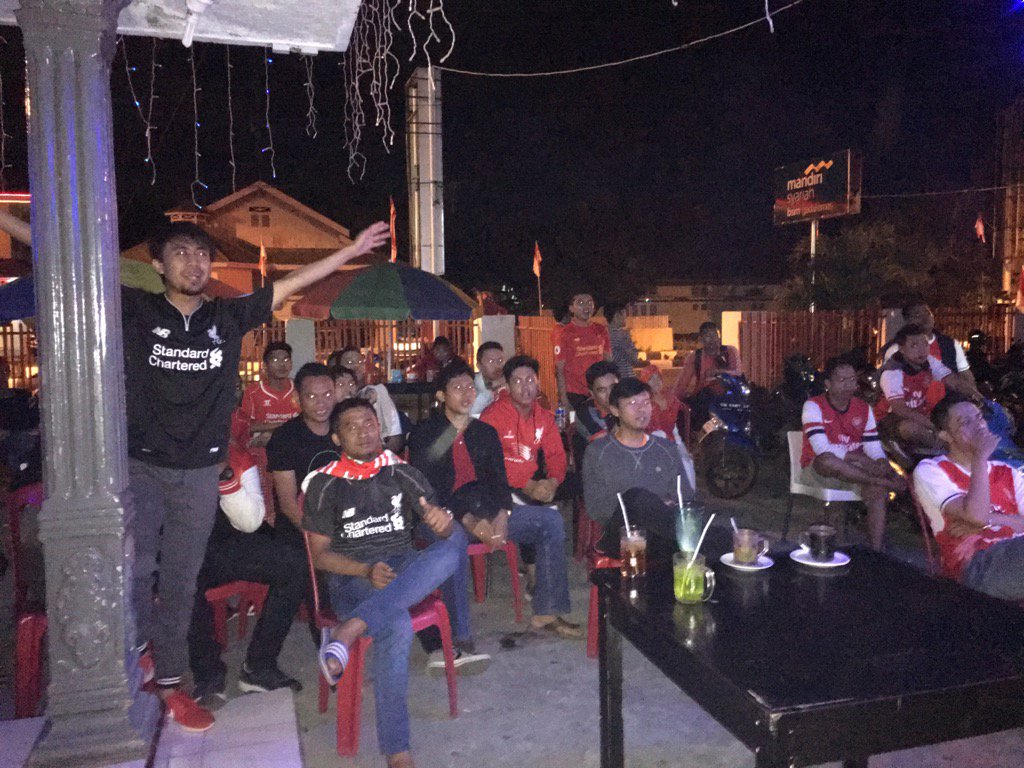 Terima kasih sudah meributkan tempat nonbar guys. See you next Nonbar.