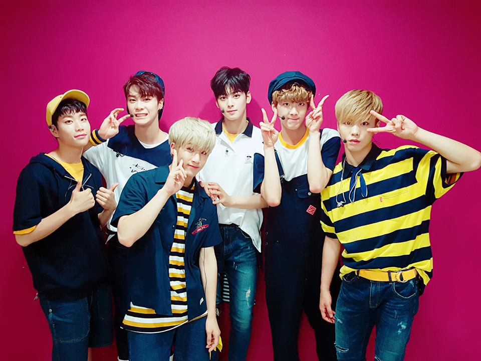 Группа астро корея участники. Astro участники 2021. Группа astro. Группа astro 2022. Группа астро корея.