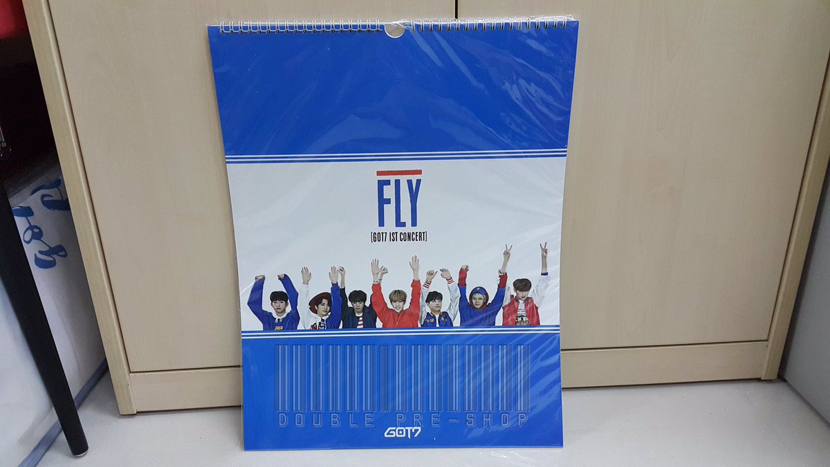 DoublePreShop's tweet photo. [PlsRT🙏🏻] #FlyinSeoul
Hanging Poster 1100 + EMS 150
(ส่งemsเท่านั้นนะคะ หนัก/ใหญ่มาก 😭)

#ตลาดนัดอากาเซ #doubleps https://t.co/g0Eod0sqSo
