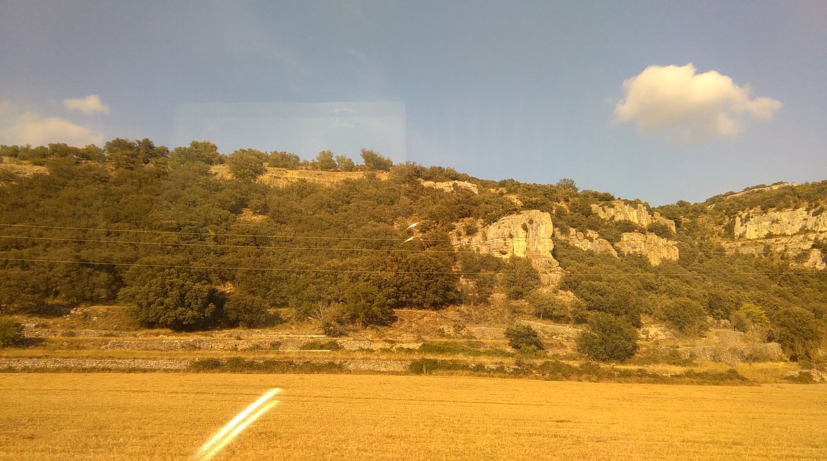 miquelnotari's tweet photo. #Impressionants les terres valencianes de les comarques de la Plana Alta (a la Plana de l'Arc) i l'Alt Maestrat. https://t.co/1ie6eNtk5W