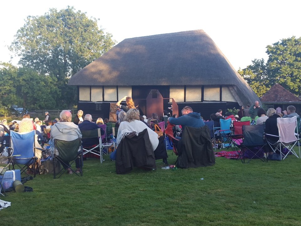 CharterOneMusic's tweet photo. By the light of the Kent evening sky, a Shakespeare play watches I #shakespeare #tenterden https://t.co/Nxtj9AL1GM