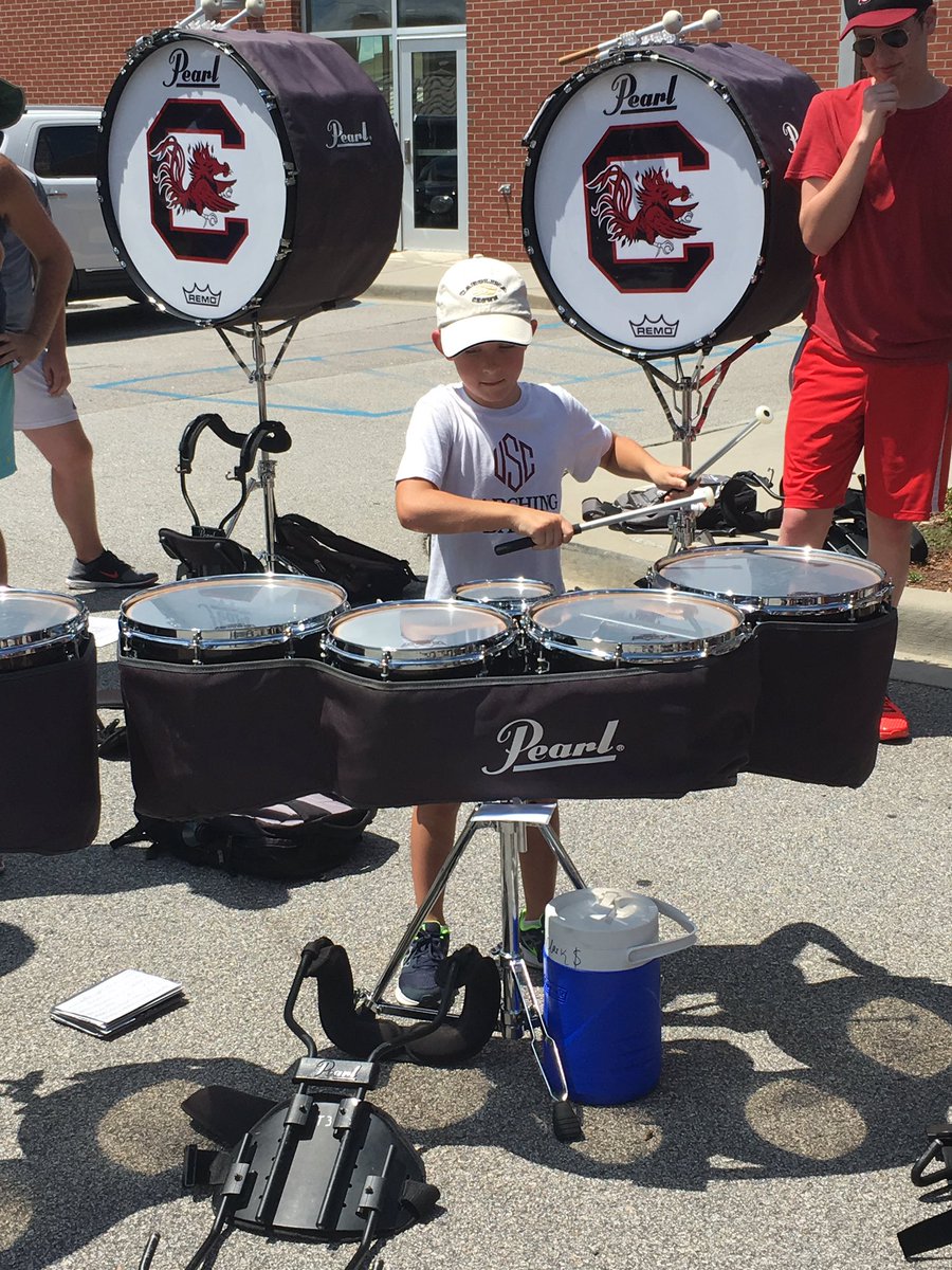 cbdrumline's tweet photo. Our biggest fan, Brady, came by to see the USC drumline today! Thanks, Brady! #mightysound2016 #builtforloud https://t.co/IOvwl2dMF4