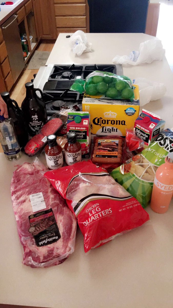 c_raw420's tweet photo. bbq time. come through don't bring shit 😈😈😈 https://t.co/he1223Gchy
