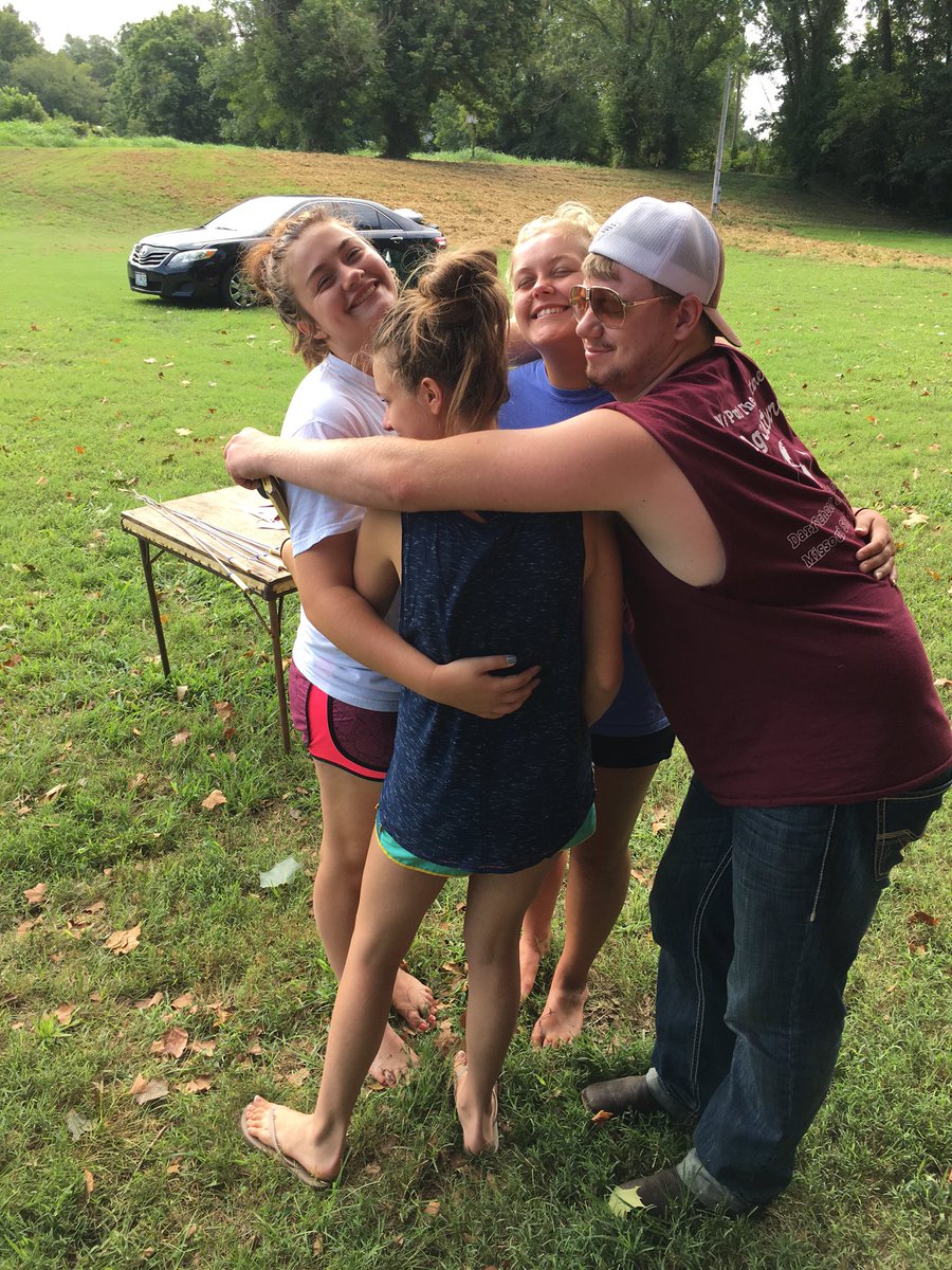 willow_brooke99's tweet photo. Love these guys more than life❤️ https://t.co/v7XnWF6jpQ