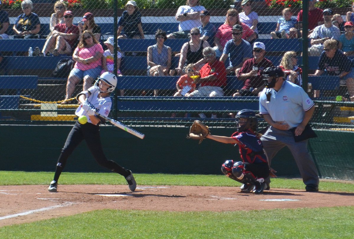 sbrandonsports's tweet image. Monday game next for Lincoln/Southwest Portland in Little League Softball World Series. portlandtribune.com/pt/12-sports/3…