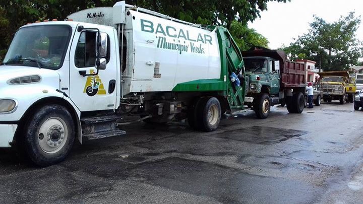 Esta mañana di el banderazo de inicio a la campaña de Eliminación de Criaderos, en la cabecera municipal de #Bacalar