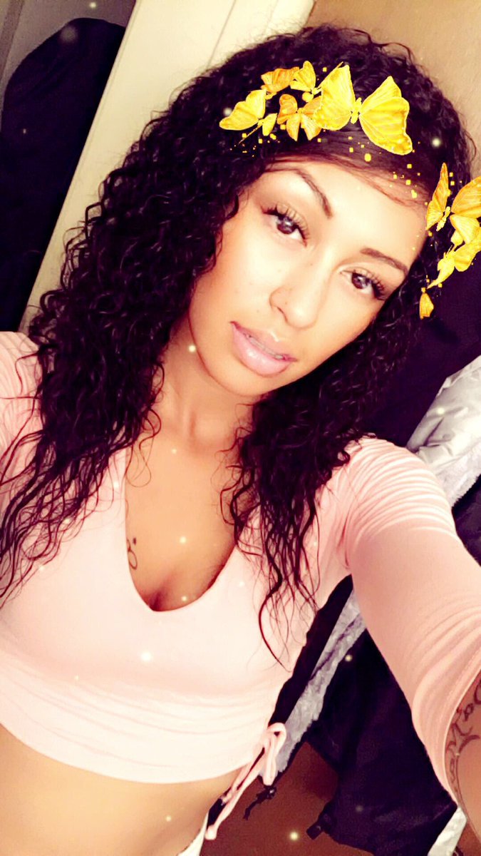 itslalaaaabooo's tweet photo. Last night was lit af๐๐ฆ #sittinpretty #lastweekendhere https://t.co/yM4McvDQgH