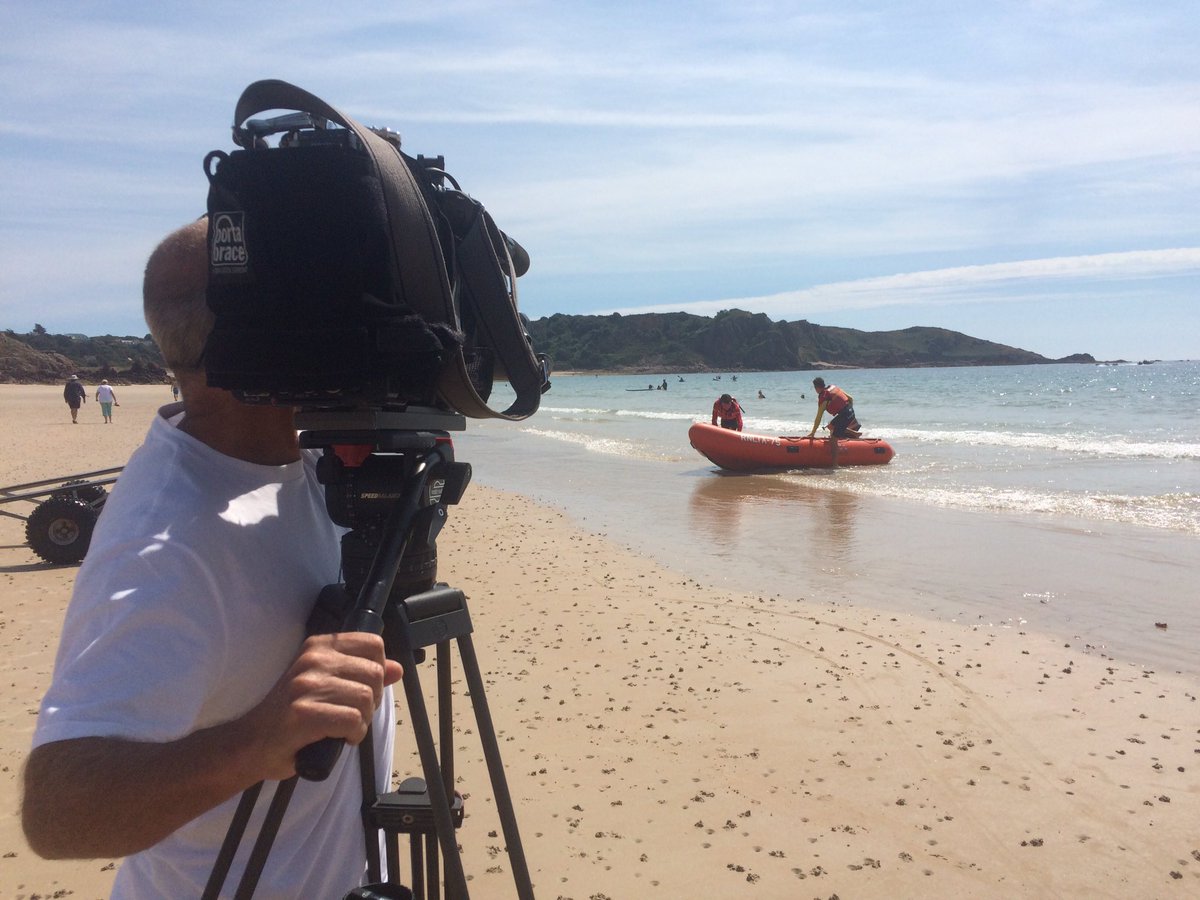 Great day filming in the sun today... First stop Brelades beach then the seaside festival at Havre des Pas, so fun☀️