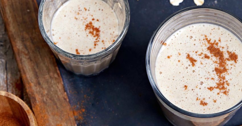 Kris_Carr's tweet photo. This #smoothie is like a sippable health-enhancing dessert!: https://t.co/ZPvk2AV1ns #recipe #vegan https://t.co/HNiDnC2oBa