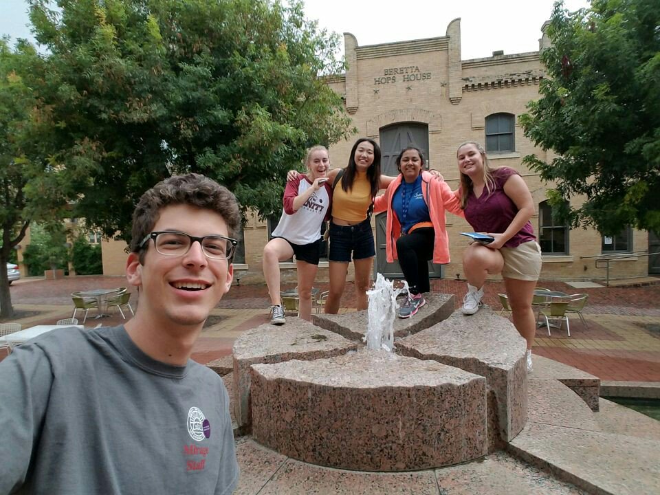 miabobiya's tweet photo. #TEAMDISCOVERY had a LIT TIME becoming artsy at the @SAMAart #ExploreSAculture #weluvhammocks #art @TU_EXPLEARNING https://t.co/d91RZsjTZ5