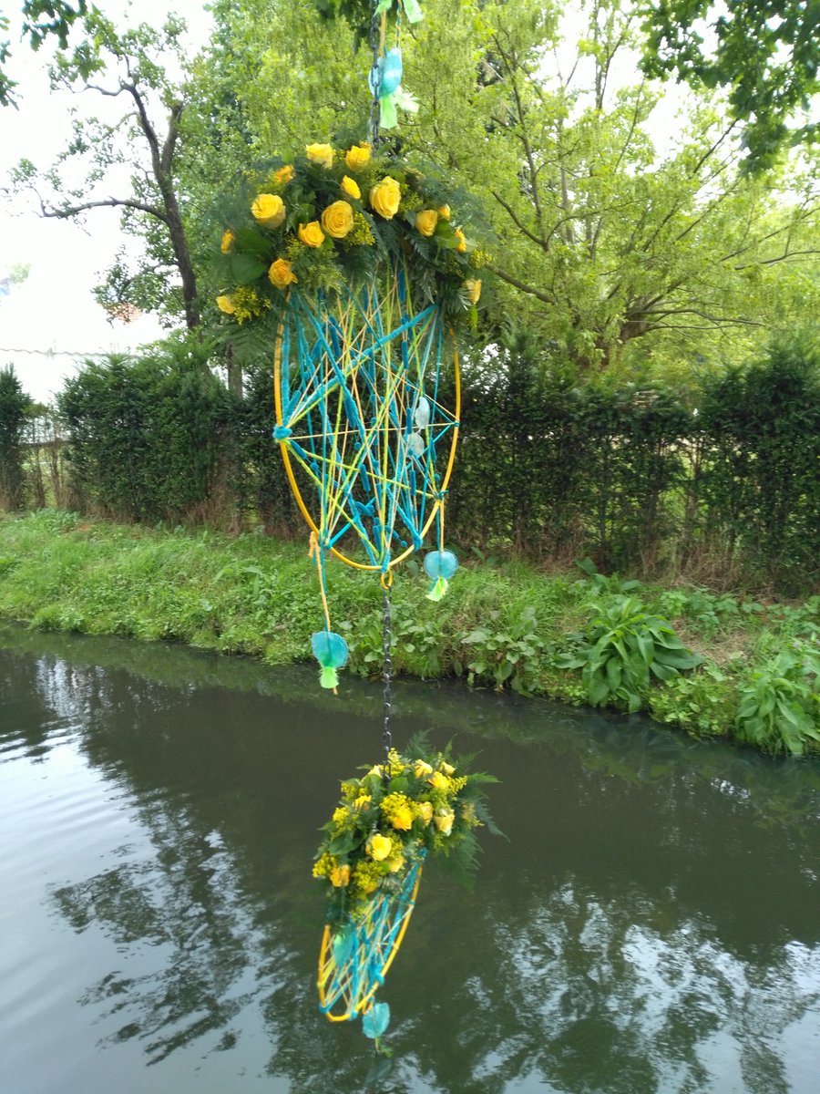 Kleurige dromenvangers, vrolijke versieringen in Lottum #Rozenfestival