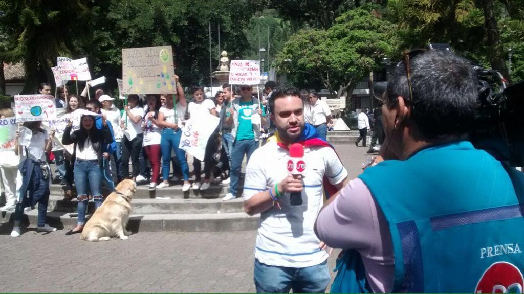 PIOLITALINDA's tweet photo. Creemos en @FunNinosPlaneta!! @Citytv @WRadioColombia @NoticiasCaracol @BogotaET @NoticiasRCN la verdad prevalecerá! https://t.co/rMqMRl4bZk