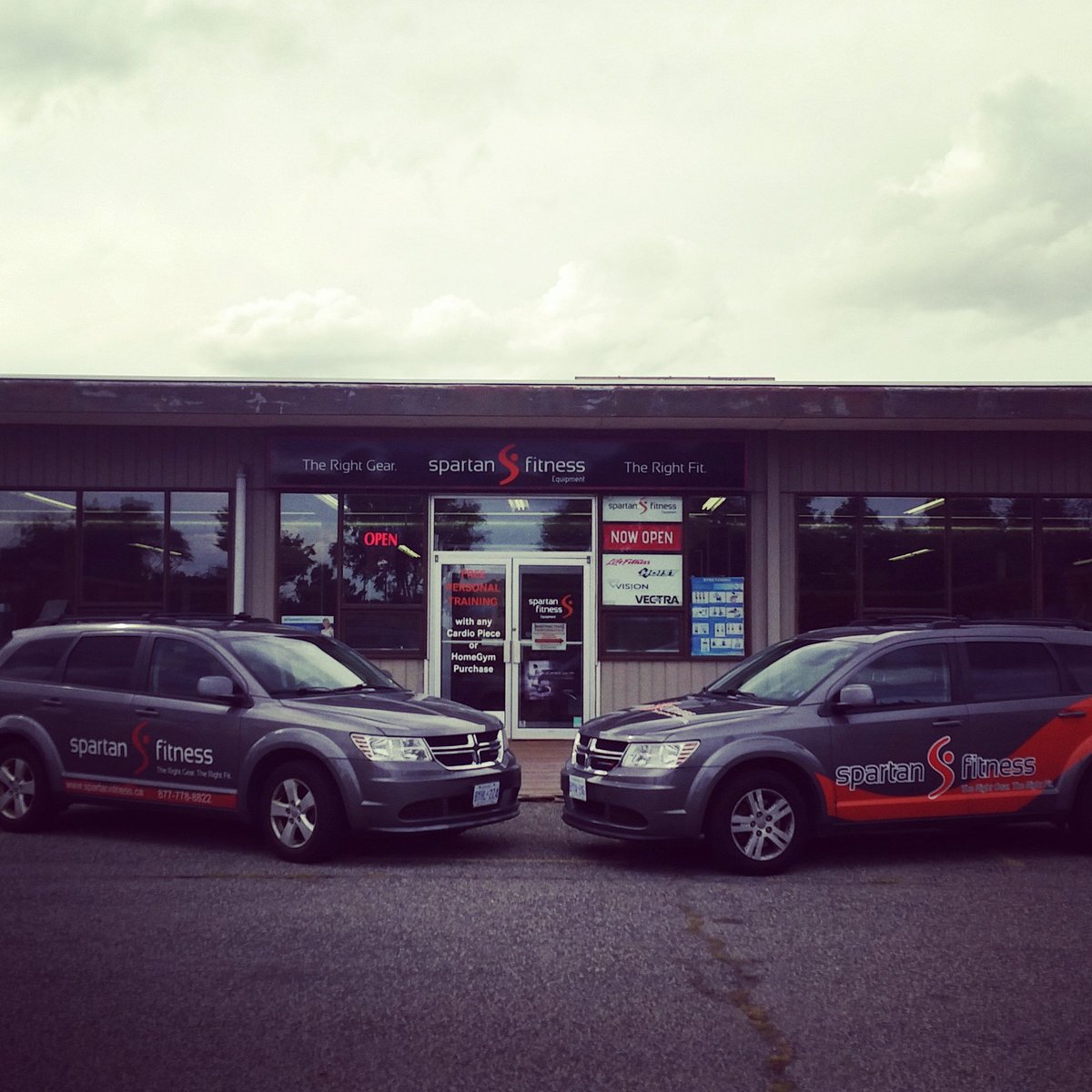 SpartanFitEquip's tweet photo. Spartan wheels meet up. Covering the GTA from #Hamilton to #Oshawa &amp; the 11 cities in btwn. #fitness #CanFitPro2016 https://t.co/gdWsFGMYOY