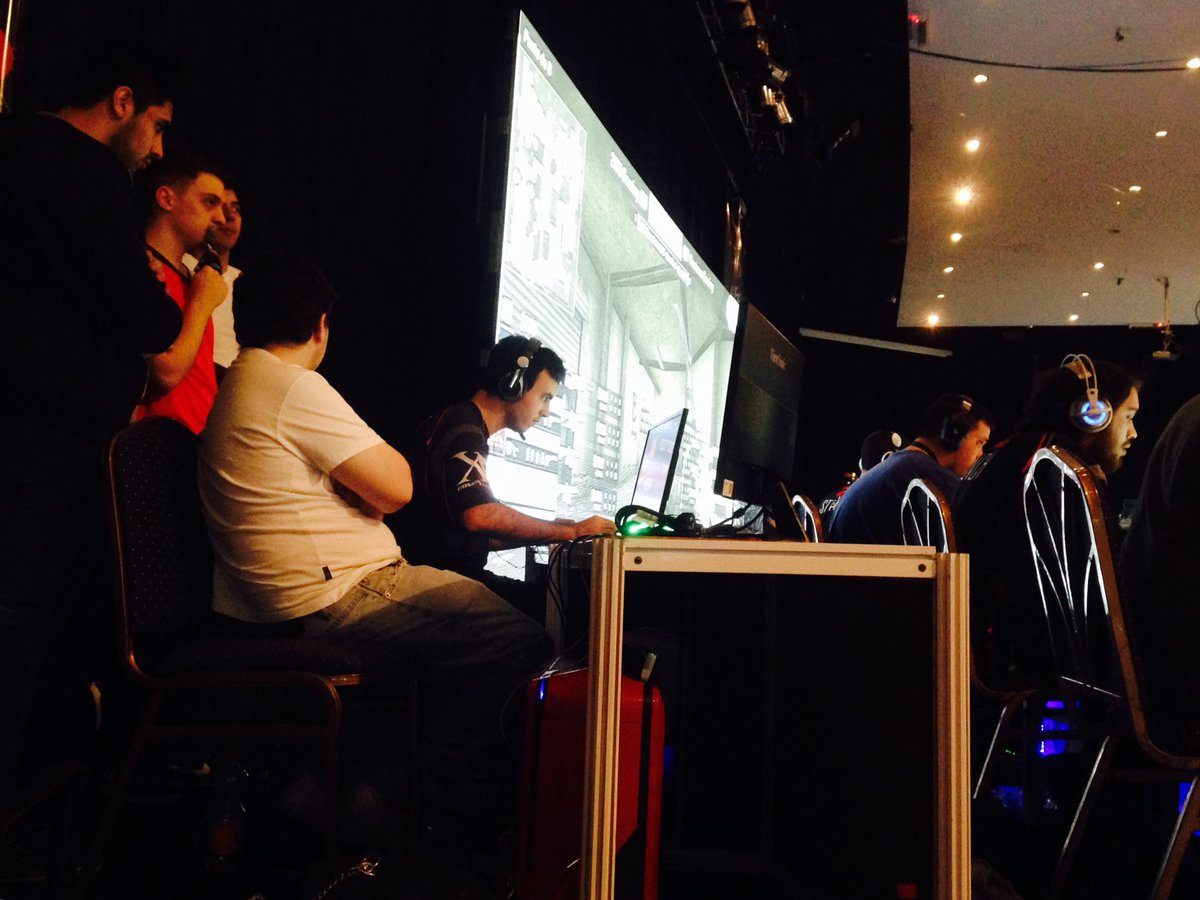 Brekanet's tweet photo. #CSGO | #GTL ¡LA FINAL!
#2KILL: 1 - #NG: 0
La hinchada de #2KillGaming alentando a su team. https://t.co/FZl60nDBea