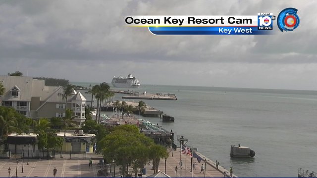 Cruise ship leaving Key West on this Sunday.  @TrentAricTV has your forecast at 5, 6 and 11 https://t.co/c8Zfw6qly6