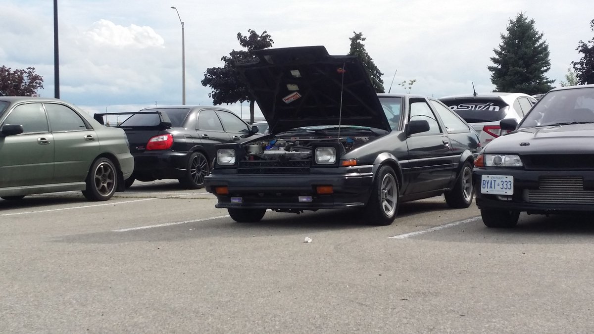 DatBlueHusky's tweet photo. Toronto subaru hyper meet #hypermeet #subaru #toronto #tsc https://t.co/kcTjhBrT4R