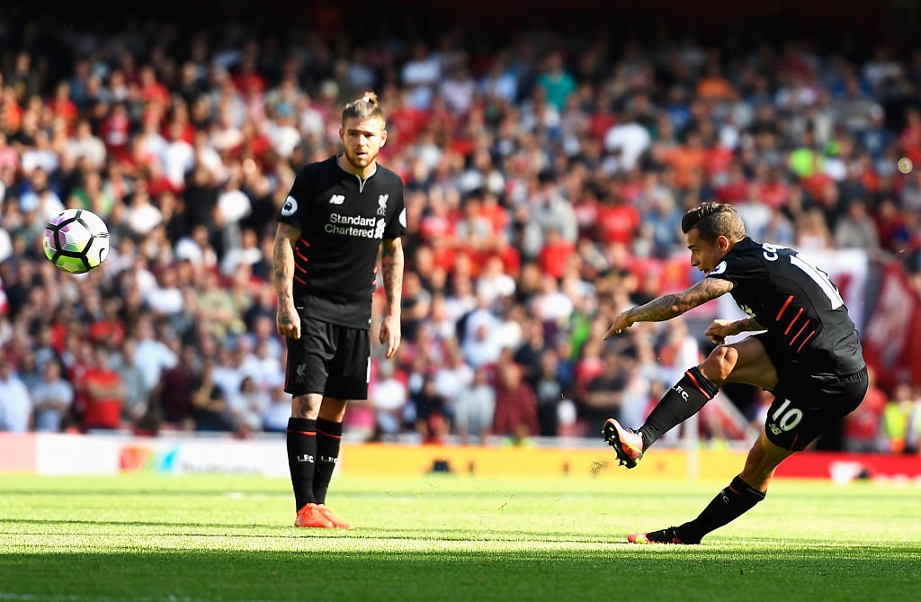 LFC's tweet photo. ⚽ One. ⚽ Two. ⚽ Three. ⚽ Four. https://t.co/X7lrxwHVuZ