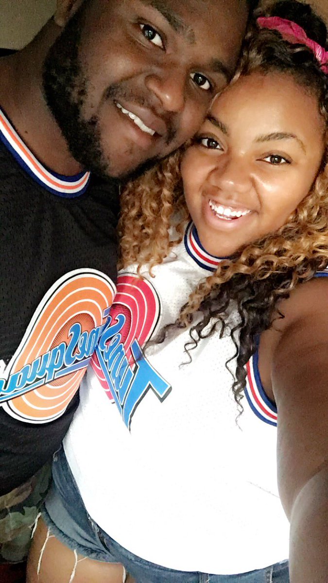 Prayxyz's tweet photo. Have a good first day of camp honey! #CoachWest #CoachShow https://t.co/7RjBOrnF2M