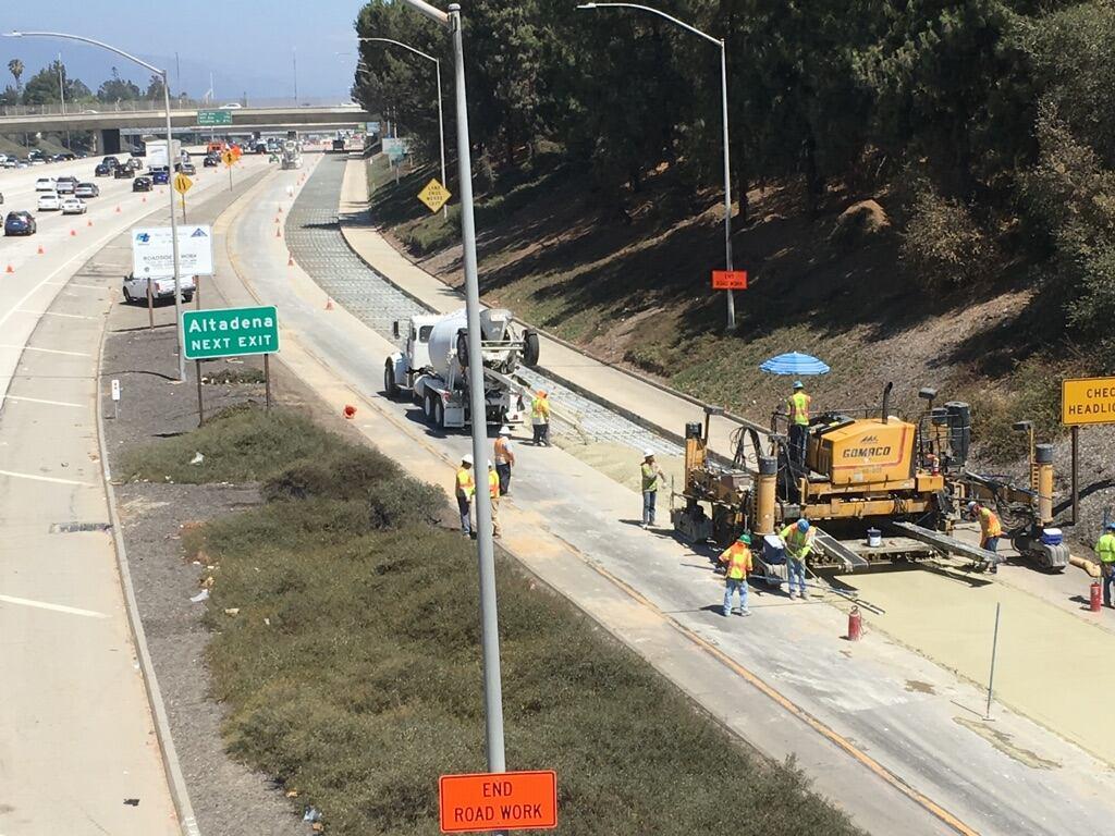 CaltransDist7's tweet image. #RoseJam on schedule for 5am Monday opening. Traffic flowing. Concrete poured &amp;amp; setting. @PasadenaGov @CHPsouthern