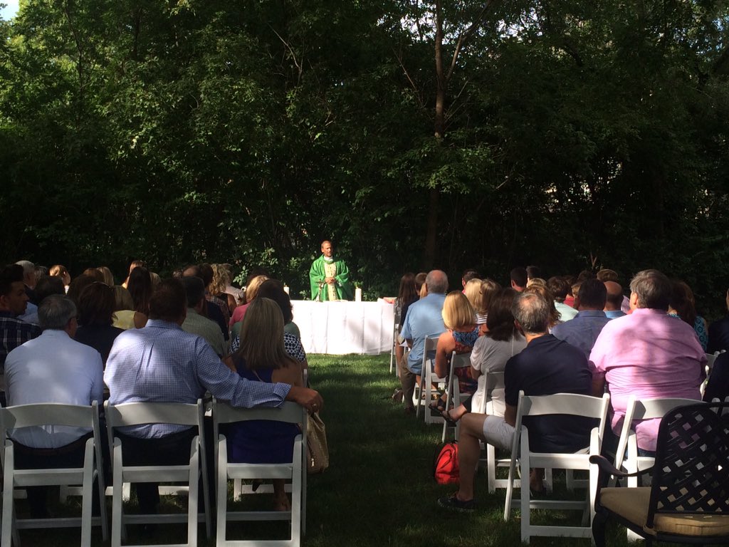 Celebrating Mass at our Student Send-Off &amp; Wally Daniels Dinner this evening! Welcome #NDKC Class of 2020! 🍀☘