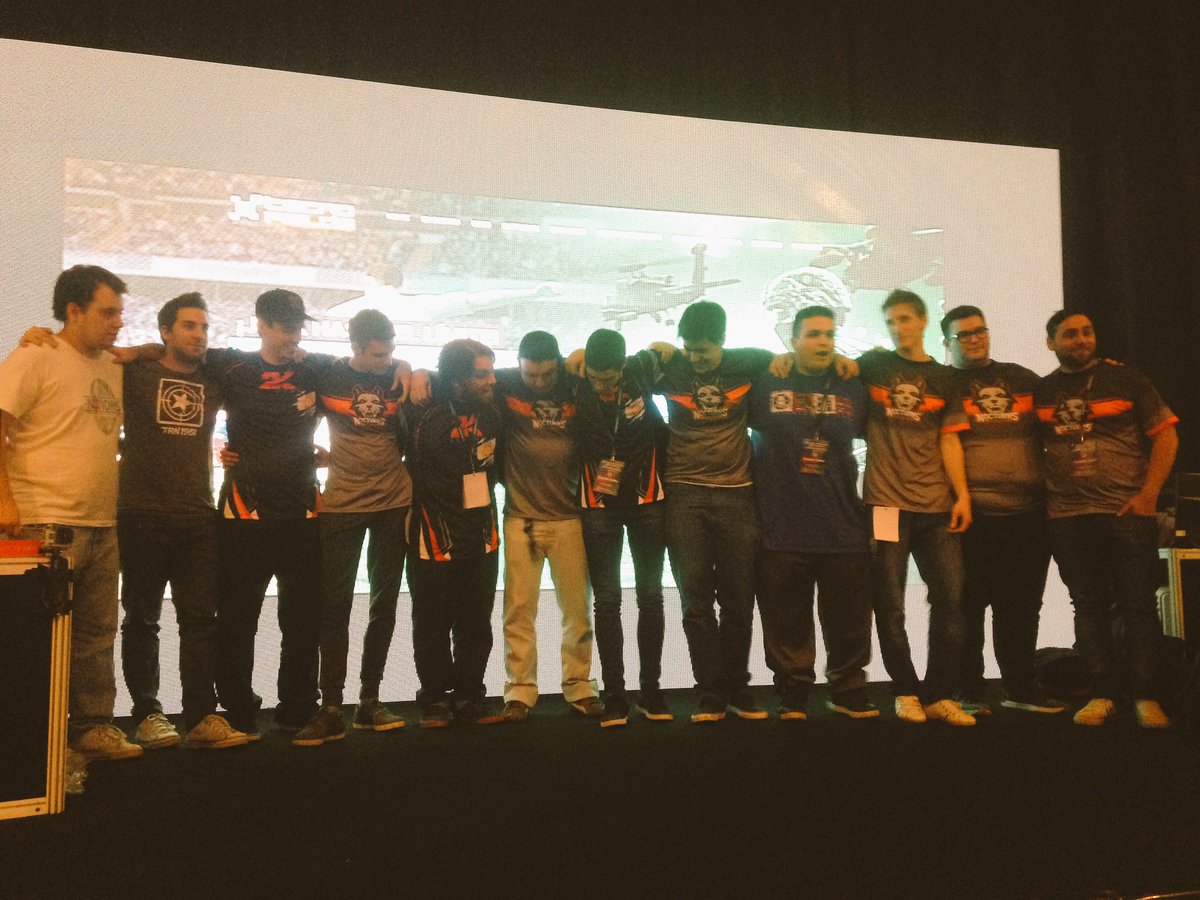 Brekanet's tweet photo. #CSGO | #GTL ¡LA FINAL!
#2KILLGAMING CAMPEÓN!
Foto grupal de ambos teams y además, con BREKAN. https://t.co/6p0inE6ppd