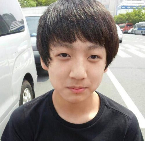 btsShowtimefire's tweet photo. Ahhh I love puberty https://t.co/UYrSjyyf0Y