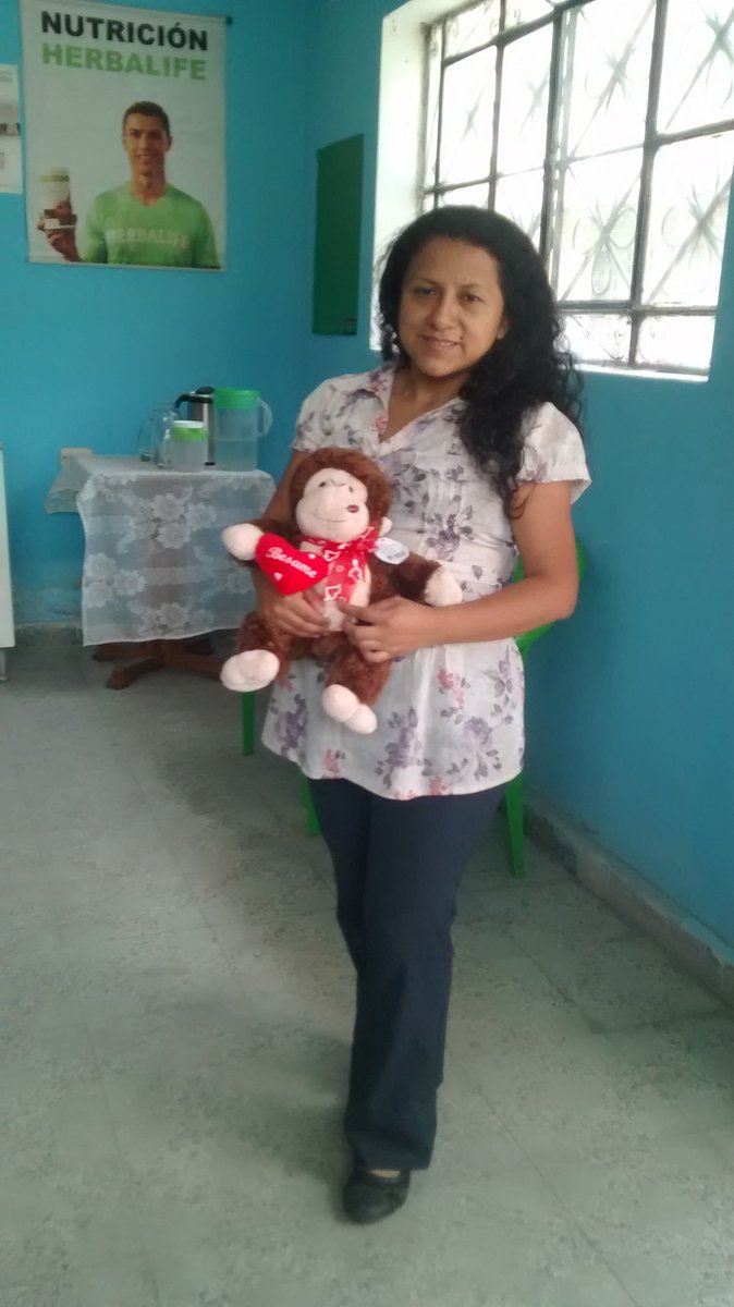 guiselamarlit's tweet photo. Comienzo mi día con regalo no me lo esperaba esta muy Lindo.Quien me abra enviado #Soltera_Codiciada jajaja 😃😃😃😉😉😃 https://t.co/8LFvyJ9Kv0