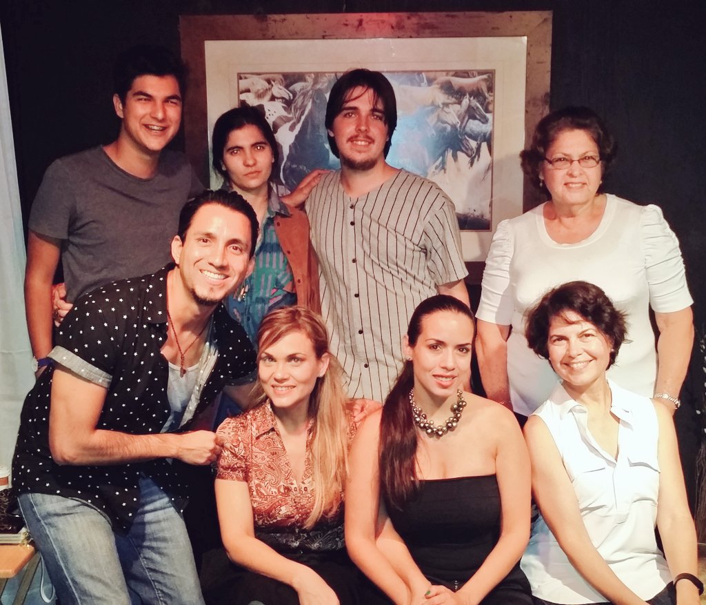 gatonick2's tweet photo. #BestOfMicro #EndOfSeason #Entierrame #ShovelMeAway #actors #actorslife #director #Miami #GatonickProductions #micro https://t.co/r06MpZnZB4