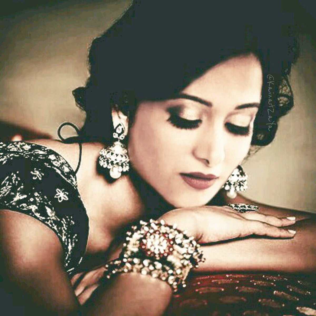 preetikatweets's tweet photo. An entire generation in India struggled to get us the Freedom that we now enjoy! #HappyIndependenceDay ❤️ https://t.co/dC8fbMaR4q