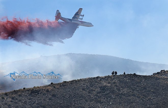 NVmomentum's tweet photo. H/T to firefighters from around region who protected dozens of Carson homes as #ShootingFire burns approx 200 acres https://t.co/owm66qcUmU