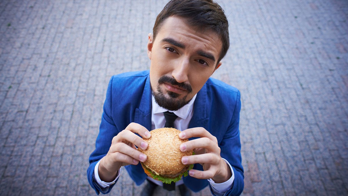 bienmesabe_'s tweet photo. 11 razones por las que siempre tienes “hambre” | por @YourDietMethod https://t.co/4WjtDd6cxu https://t.co/kAgwQIGbP5