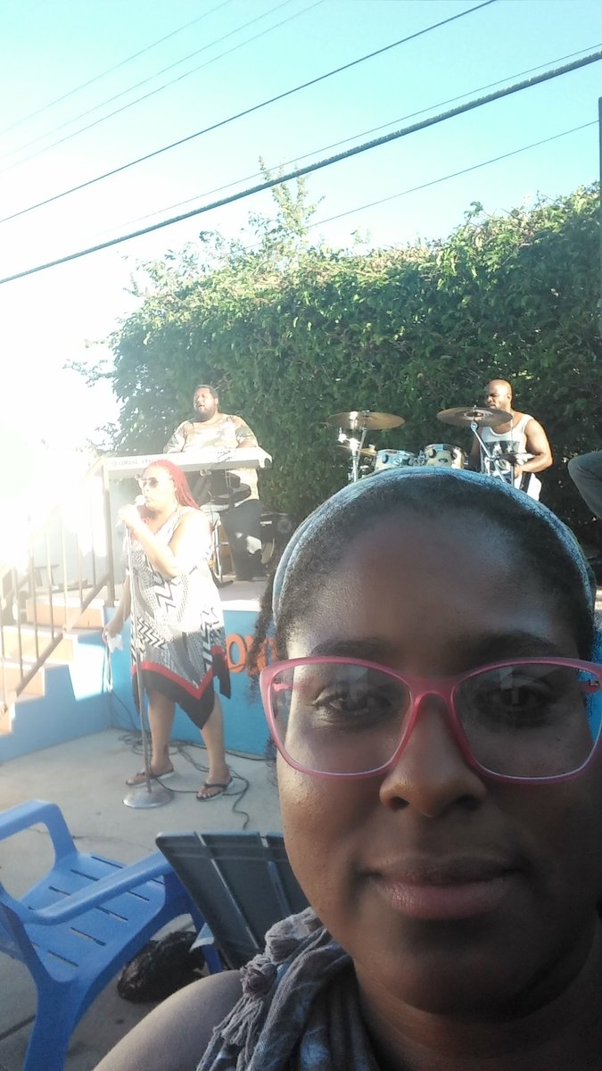 GuichiGurl's tweet photo. Nothing like being home in LA and listening to good soul music at #stonesjukejoint https://t.co/jsrMX9SzIn