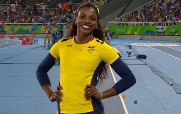barreragranados's tweet photo. Que grande e inmensa es Catherine Ibargüen. 15.17 cms le aseguran el oro Olímpico Colombia entera vibra https://t.co/zlKbd1yEDi