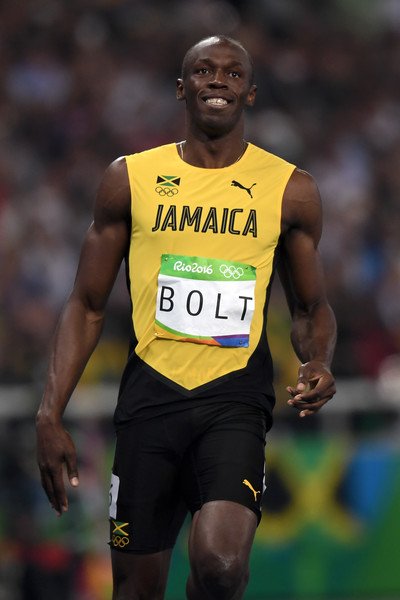MotivacionesF's tweet photo. Usaint Bolt es el primer TRICAMPEÓN de los 100m planos en la historia de los Juegos Olímpicos ¡LEYENDA! https://t.co/68C3nqxkG5