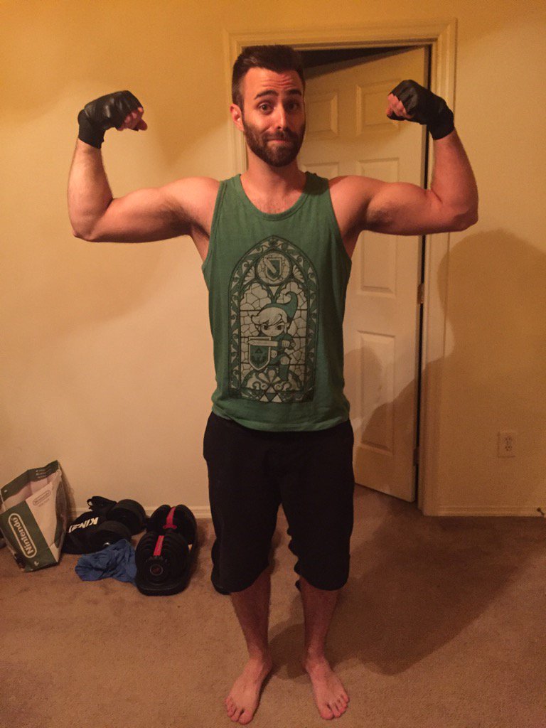 Shadypenguinn's tweet photo. Hoping this encourages some of you guys! You can change your body if you want to! Week five started today! :) https://t.co/Z7OI8pNoIW