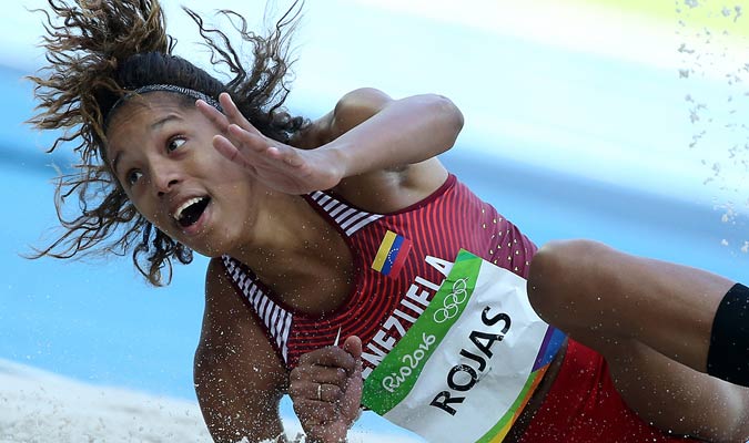 LGVeSports's tweet photo. LGV Felicita a @YulimarRojasVzl por la medalla de plata en los Juegos Olímpicos Rio 2016 #OrgulloVenezolano https://t.co/e9mS6YdIv5