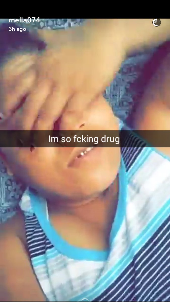 julietxal's tweet photo. the one & only likaFUCKINGkuΓ± #fobprobs https://t.co/89DeCqO9FQ