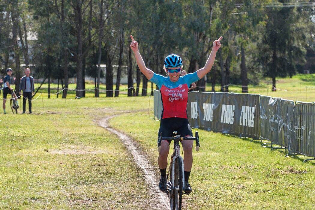 G8t w'end #cx <a href="/sammirandawine/">Sam Miranda Wine</a>, Naomi taking out @cyclingvictoria CX series overall, Bec crowned VIC CX champ!