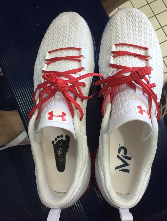 CloydRivers's tweet image. The shoes Michael Phelps wore in Rio had his son’s footprint in them. Merica.